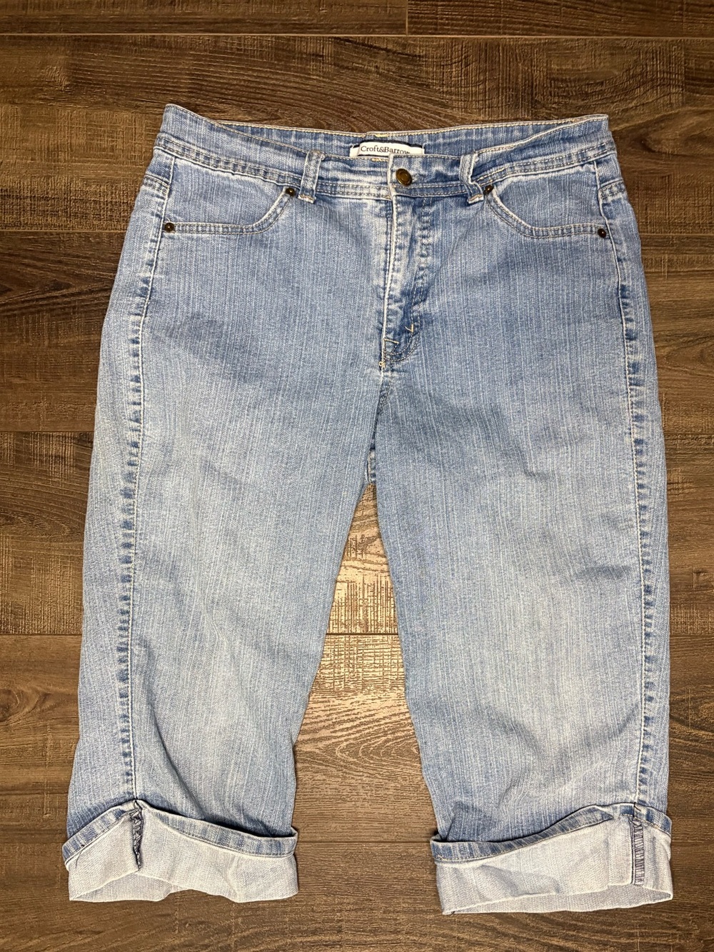 croft & barrow Light Blue Women’s Capri jeans - Rolled Cuff